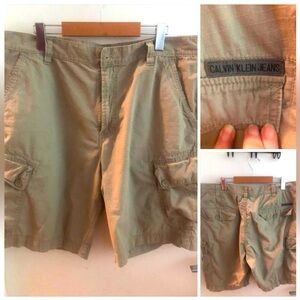 ⭐️FREE ADD ON- CALVIN KLEIN 40W *AS IS*